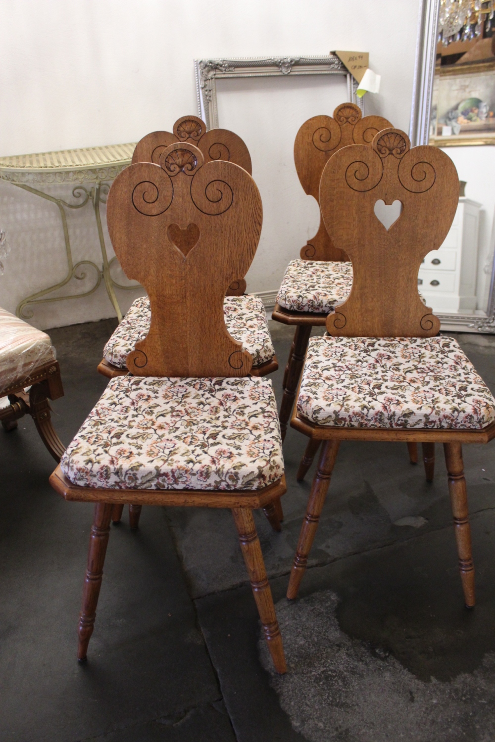 Stabile Stabellen Eiche / insgesamt sind 4 verfügbar