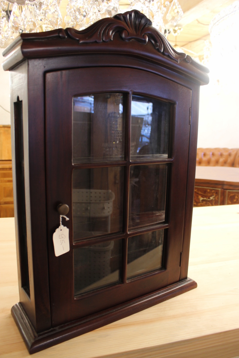 Vitrine  Apothekerschrank  oder  Schmuckschrank / verkauft
